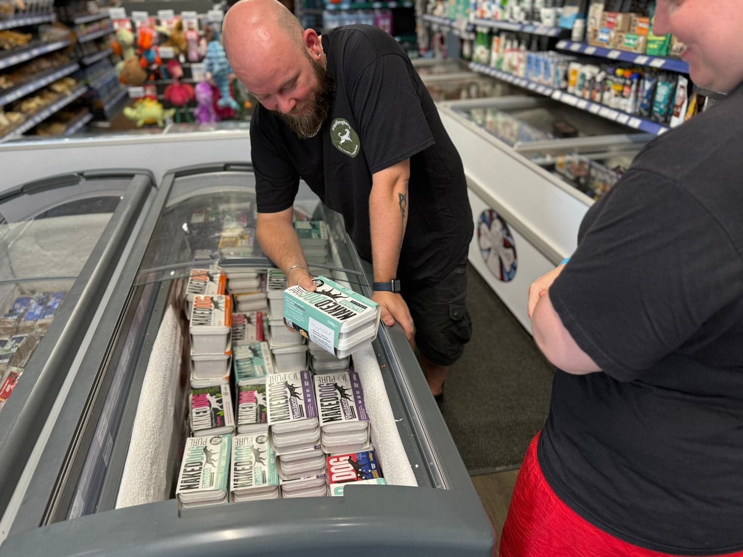 Woofingtons frozen pet food selection